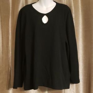 Size 22/24 black long sleeve sweater